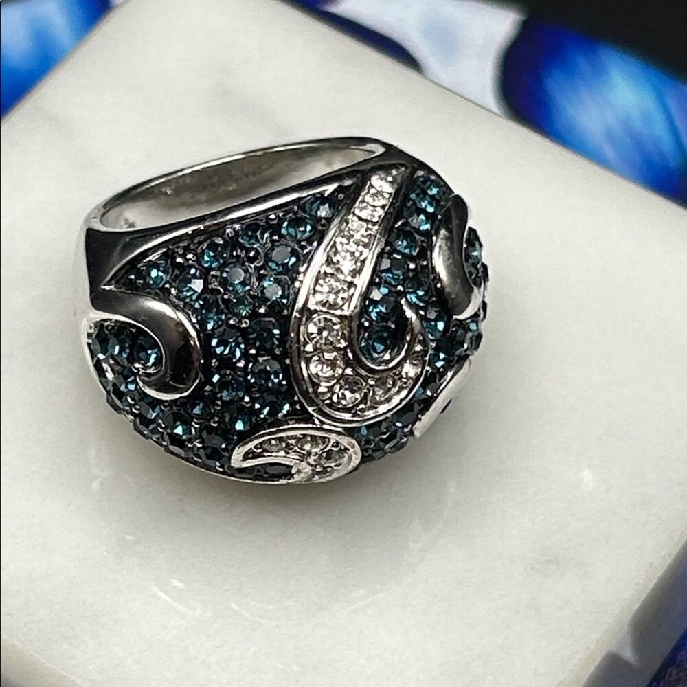 Lia Sophia Calypso Ring Size 6.5 #742 rhinestones blue silver tone